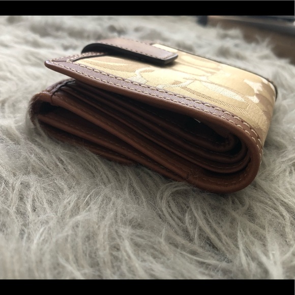 Coach Khaki Hamptons Optic French Wallet F41251 - Picture 3 of 12